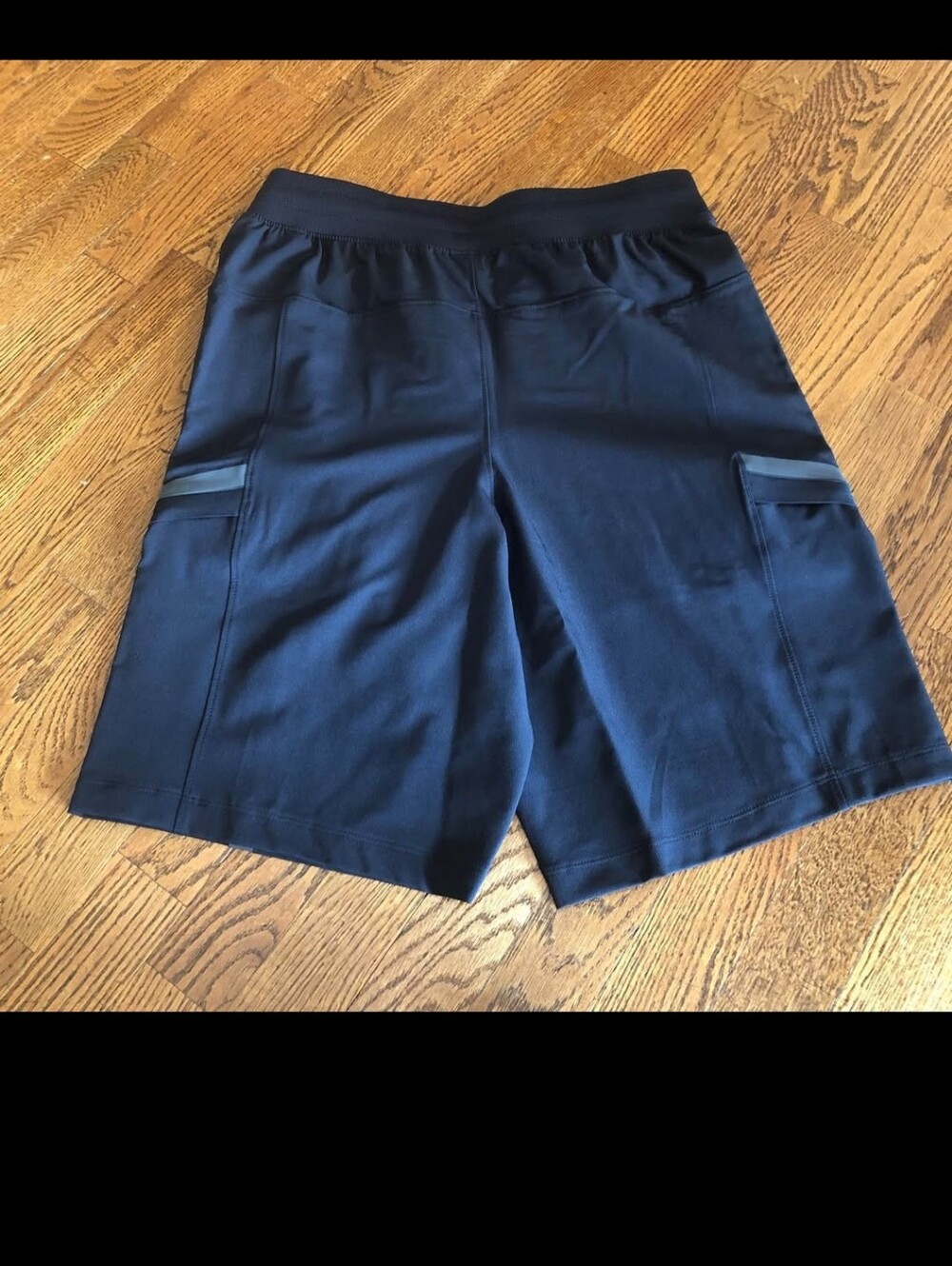 Under Armour Black Performance Training  Reflective Accents Men M Brandnew Nwt - Picture 3 of 3